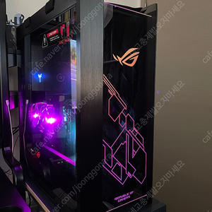 ASUS ROG Strix Helios 헬리오스 케이스 팝니다