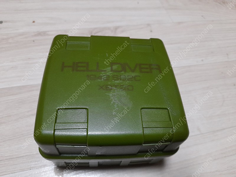 헬다이버/HELLDIVER 1942SB2C (배터리교체) 택포8.5, (정품보증) SWATCH(스와치), FOSSIL(파슬) 시계2점