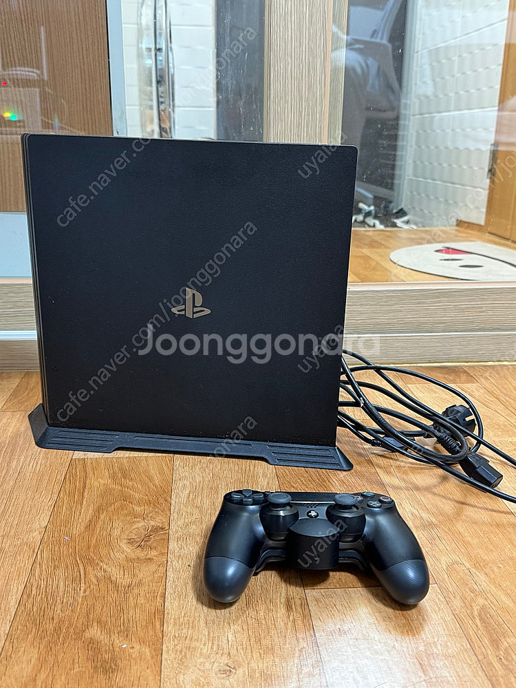 플스 ps4 프로 1TB--0