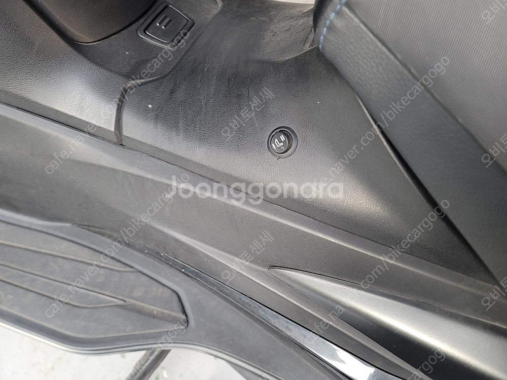 버그만400쿠페 무사고 무꿍 pcx nmax 대차가능--2