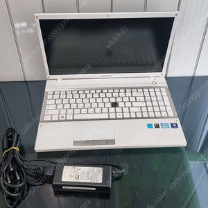 15.6인치 노트북 삼성전자 시리즈3 NT300V5A-A45E