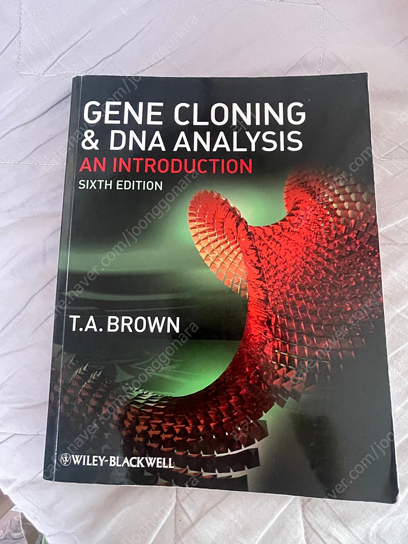 T.A.BROWN의 Gene Cloning & DNA Analysis 6판 원서