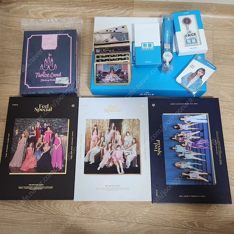 트와이스 3기 굿즈, 판콘, 8th 미니앨범 일괄판매