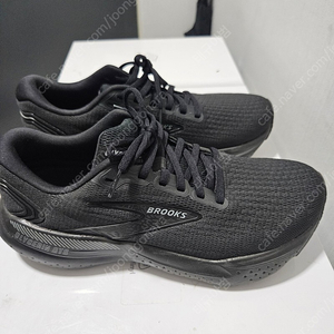 브룩스(BROOKS) 러닝화 남성 글리세린 GTS 21 블랙(MEDIUM) 265 사이즈 팝니다.