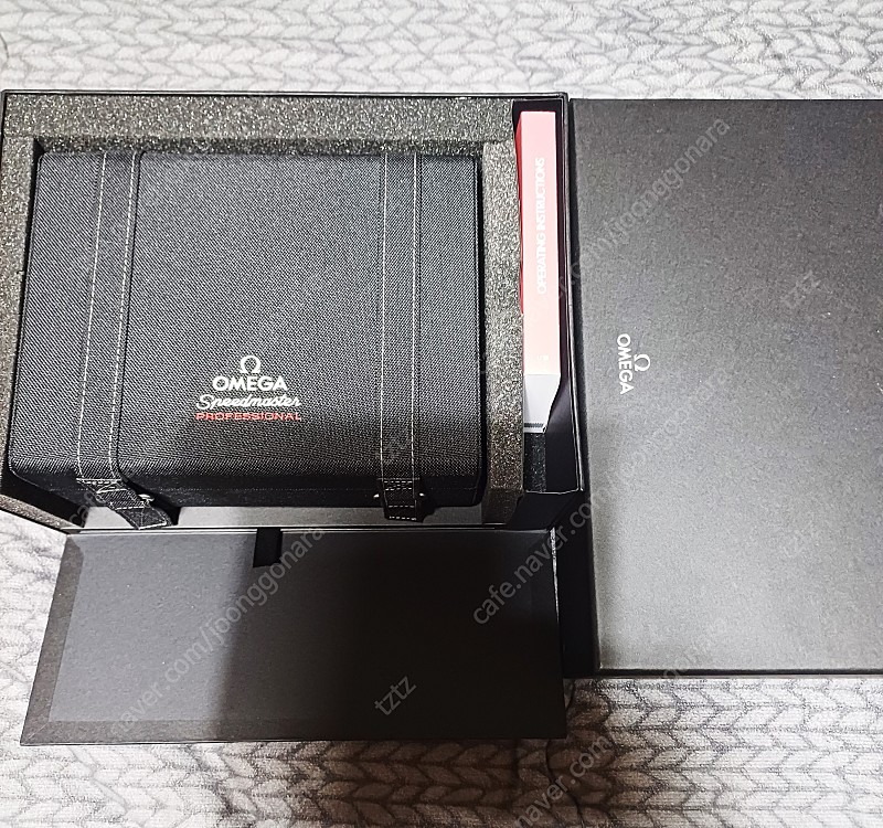 오메가 문워치 스피드 마스터 시계 케이스 판매합니다 :...--0