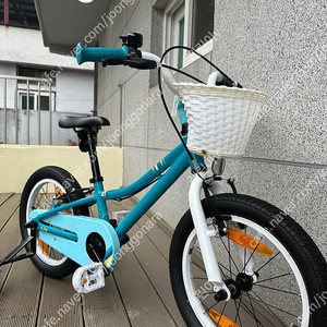 자이언트 리브 아도르 16인치 아동 자전거 판매합니다.