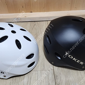 TOKER 자전거 킥보드 헬멧 검은색 하얀색 각 각 1 만원