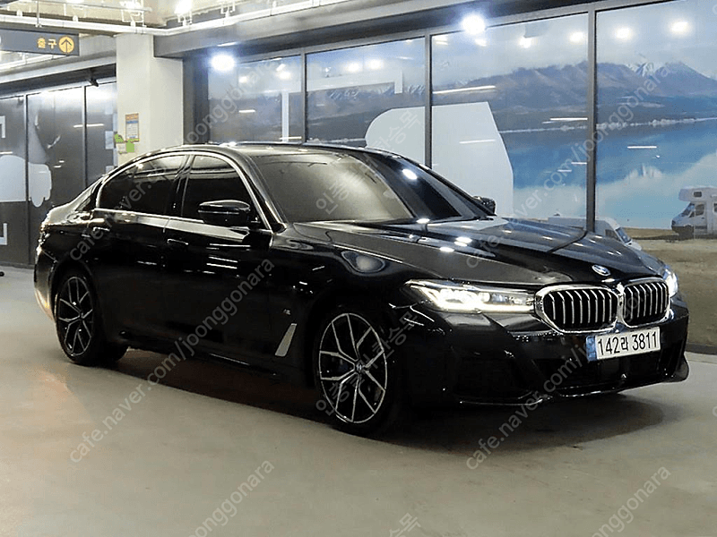 BMW5시리즈 (G30) 530e M 스포츠 (5인승)중고차 할부 리스 카드 저신용자 전액할부 가능