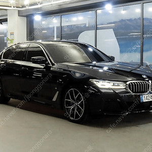 BMW5시리즈 (G30) 530e M 스포츠 (5인승)중고차 할부 리스 카드 저신용자 전액할부 가능