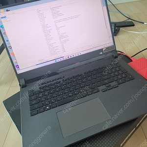 ASUS ROG STRIX G713QM-BR5939ED 17.3 165hz qhd 게이밍 노트북 팝니다.