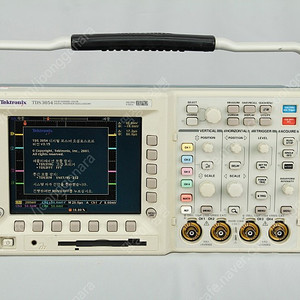 Tektronix TDS3054 디지털 포스퍼 오실로스코프