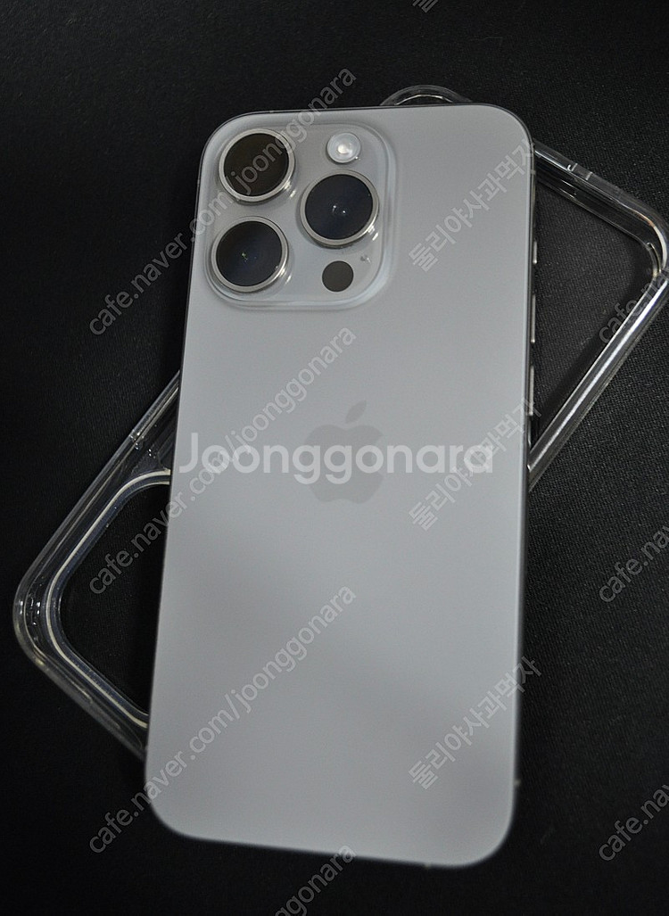 아이폰 15프로 256기가 네츄럴티타늄--0