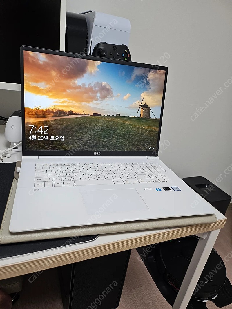LG 그램 노트북 (17Z990-VA50K) 17인치 팝니다.
