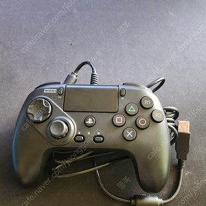호리파이팅커맨더 OCTA 게임컨트롤러(PS5사용)