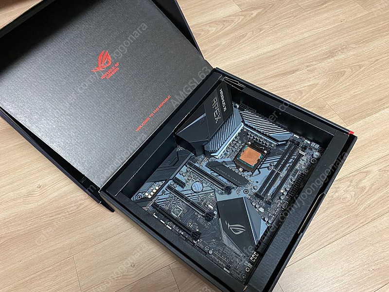 i9-9900K + ASUS ROG MAXIMUS XI APEX (Z390) 막시무스 에이펙스