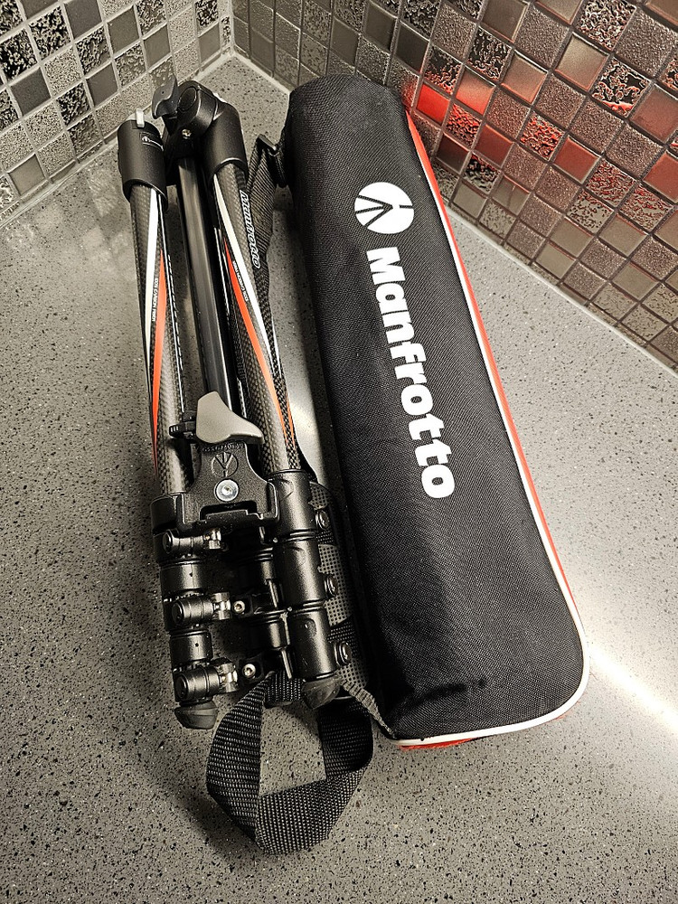 맨프로토 비프리 카본 MKBFRC4-BH 삼각대--1