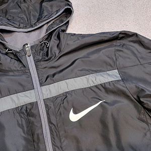 100 나이키 그래픽 라이트 우븐 런닝 바람막이