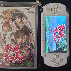 소니 PSP (충전기 & 게임 CD 1개 포함)