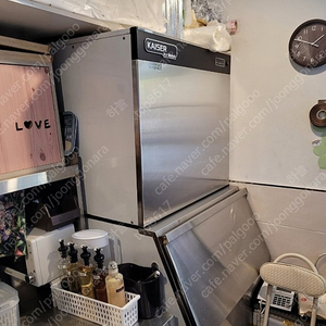 서울 동대문구 카페 비품 알괄 판매(에어컨 제빙기 커피머신 믹서기 테이블냉장고 등)