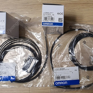 omron e3nx-fa11, e32-dc200 각 2개 판매