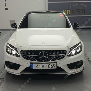 벤츠C클래스 W205 C43 AMG 4MATIC중고차 할부 리스 카드 전액할부 가능합니다