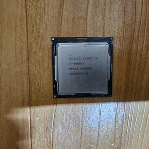 인텔 i9-9900KF CPU 판매합니다