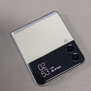 갤럭시 Z플립3 크림색상 256기가 미파손 가성비폰 11만에 판매합니다