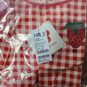 베베드피노 딸기 깅엄 체크 수트 100