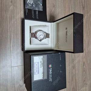 태그호이어 아쿠아레이서 300 쿼츠(WAY1111-BA0910) 시계(흰판