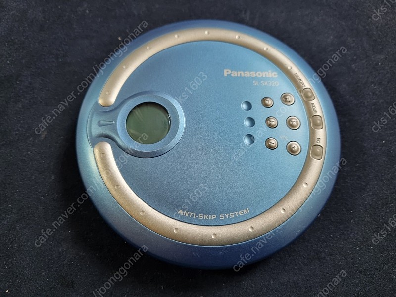 PANASONIC 워크맨 CDP SL SX320 블루색상 정상작동품 판매합니다.