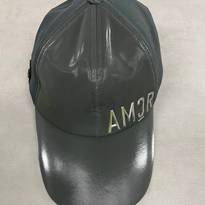 어메이징크리 골프 모자 판매합니다.