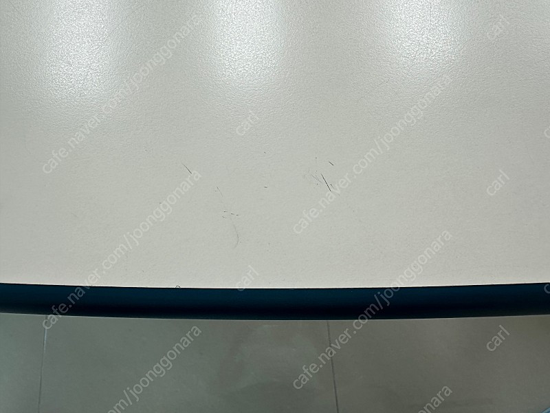 일룸 팅클팝 직사각형 그로잉 책상 팝니다.--2