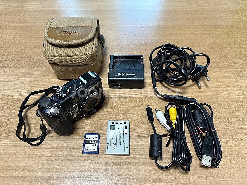 니콘 쿨픽스 Coolpix P5100 디지털카메라 중고...--0
