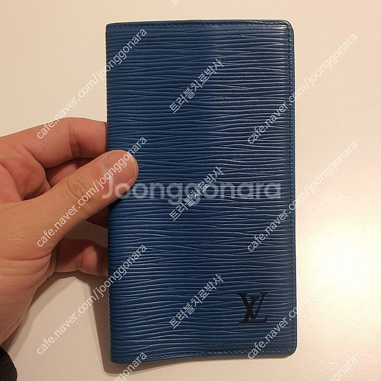 정품 루이비통 에삐 패스포트 커버 지갑--1