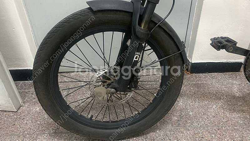 퀄리스포츠 퀄리투어 전기자전거 배터리 방전 팝니다.--2