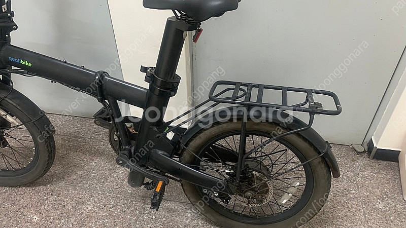 퀄리스포츠 퀄리투어 전기자전거 배터리 방전 팝니다.--3