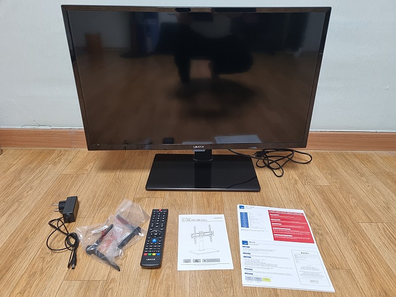 유맥스TV MX32H 81cm 32인치(스위블스탠드포함) LED TV 무결점 신제품을 모두 95,000원에 판매합니다.