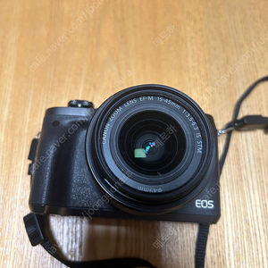 캐논 틸팅액정(셀카모드) 미러리스 EOS M6 15-45 기본 번들 KIT(흠집없고 사용 적음) 블랙 판매합니다.