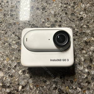 Insta 인스타 360 GO 3 128gb 브이로그용 액션캠 판매합니다.