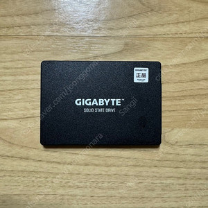 GIGABYTE SSD 240GB 팝니다.