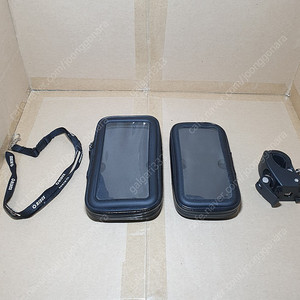 일본 라이즈(RIDEZ) 핸드폰 방수케이스 2개 일괄 판매(핸들거치용 브라켓 포함)