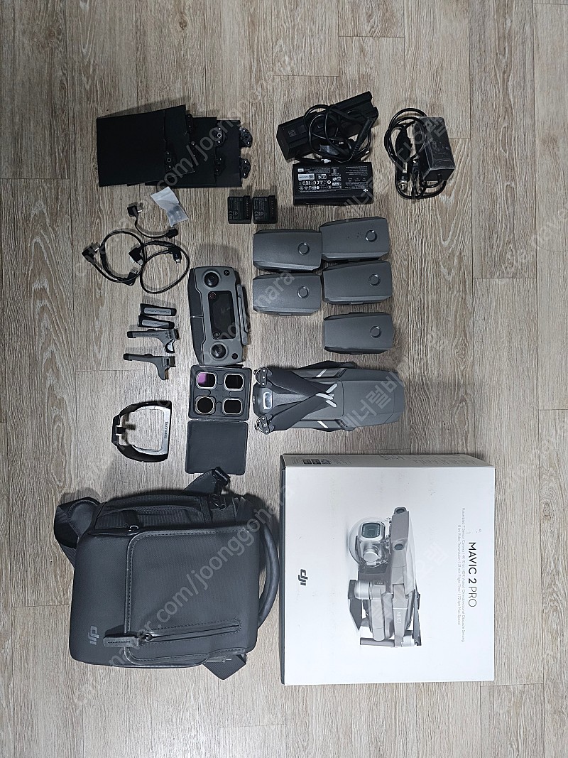 DJI 매빅2프로 MAVIC2PRO 플라이모어킷 팝니다.