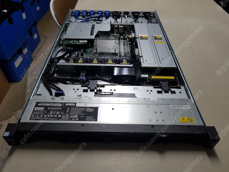 레노버 System x3250 M6 E3-1270V6 (3.8GHz)/intel X540 RJ45 Quad 10G 랜카드/ 1U서버