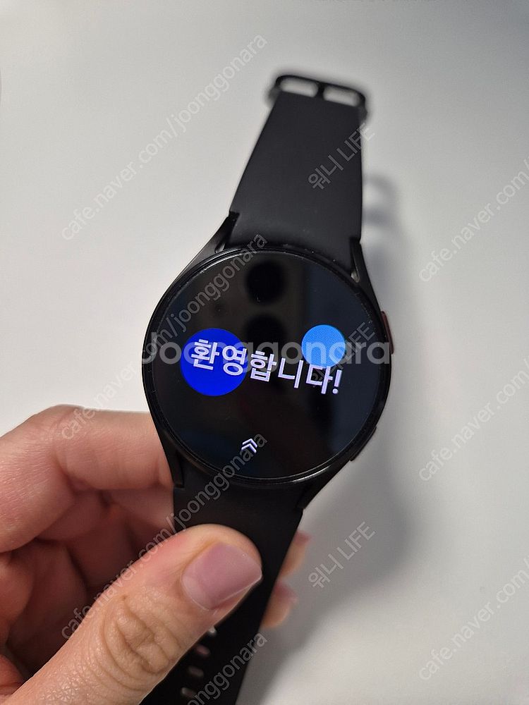 겔럭시 워치4 40mm 팝니다.(충전기,포장케이스,기본...--4