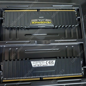 커세어 벤저스 DDR4 32G(16×2) 3200 cl16