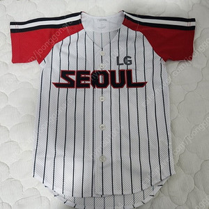 LG트윈스 22번 김현수 유니폼 사이즈 아동 130 판매합니다.