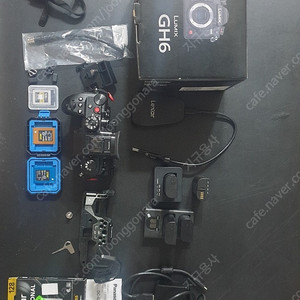 파나소닉 GH6 카메라 팝니다 배터리 4개 CFexpress Type B 128, 리더기, 스몰리그 까지!(서울)