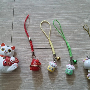 새제품) 일본 고양이 도자기 인형, 키링 4개