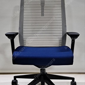 스틸케이스 씽크 의자 (Steelcase Think Chair , THK-13111)