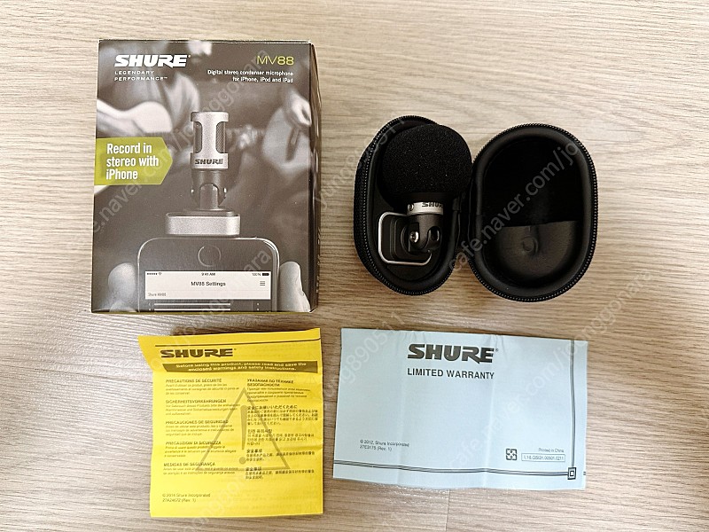 Shure MV88 슈어 라이트닝 마이크 팝니다.